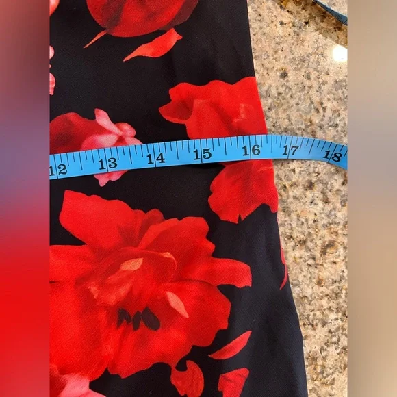 COMMENSE Red Floral Slip Midi Dress NWT Size L Side Zip - Picture 5 of 9